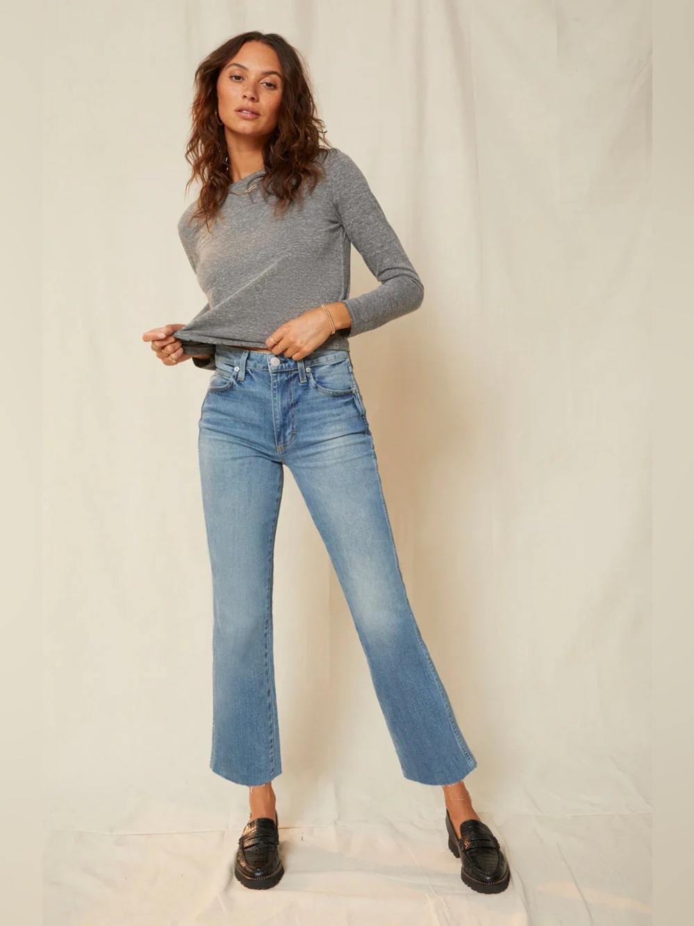 AMO High Rise Kick Crop Jeans in Topanga Wash Size 28